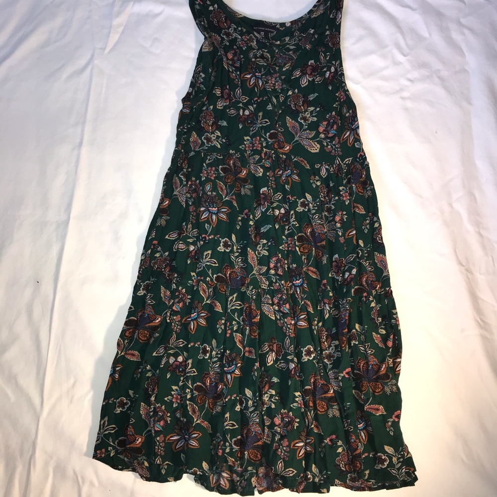 Short Sleeve Green Dress with Patterns